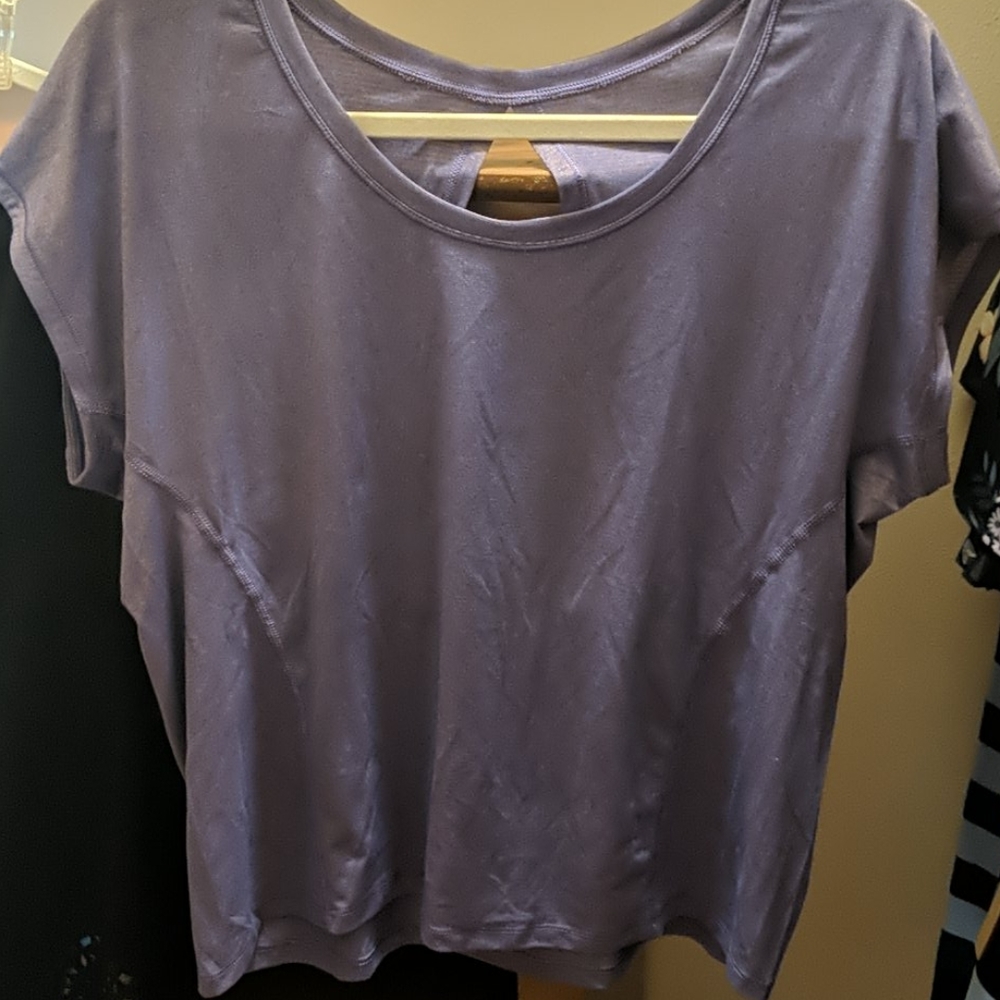 Lululemon open back top